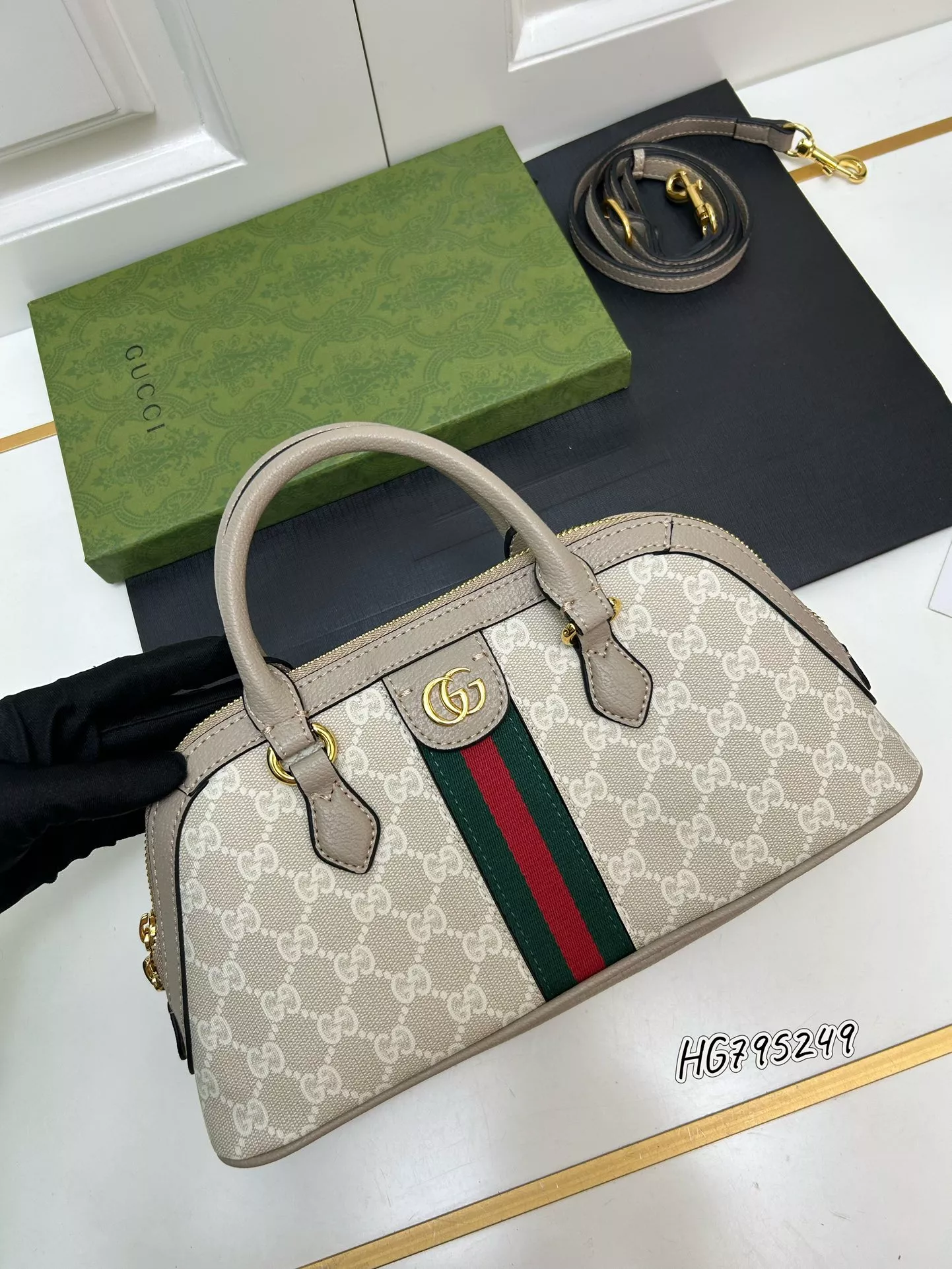SportInspired 8638 Gucci AAA Quality Handbags For Women