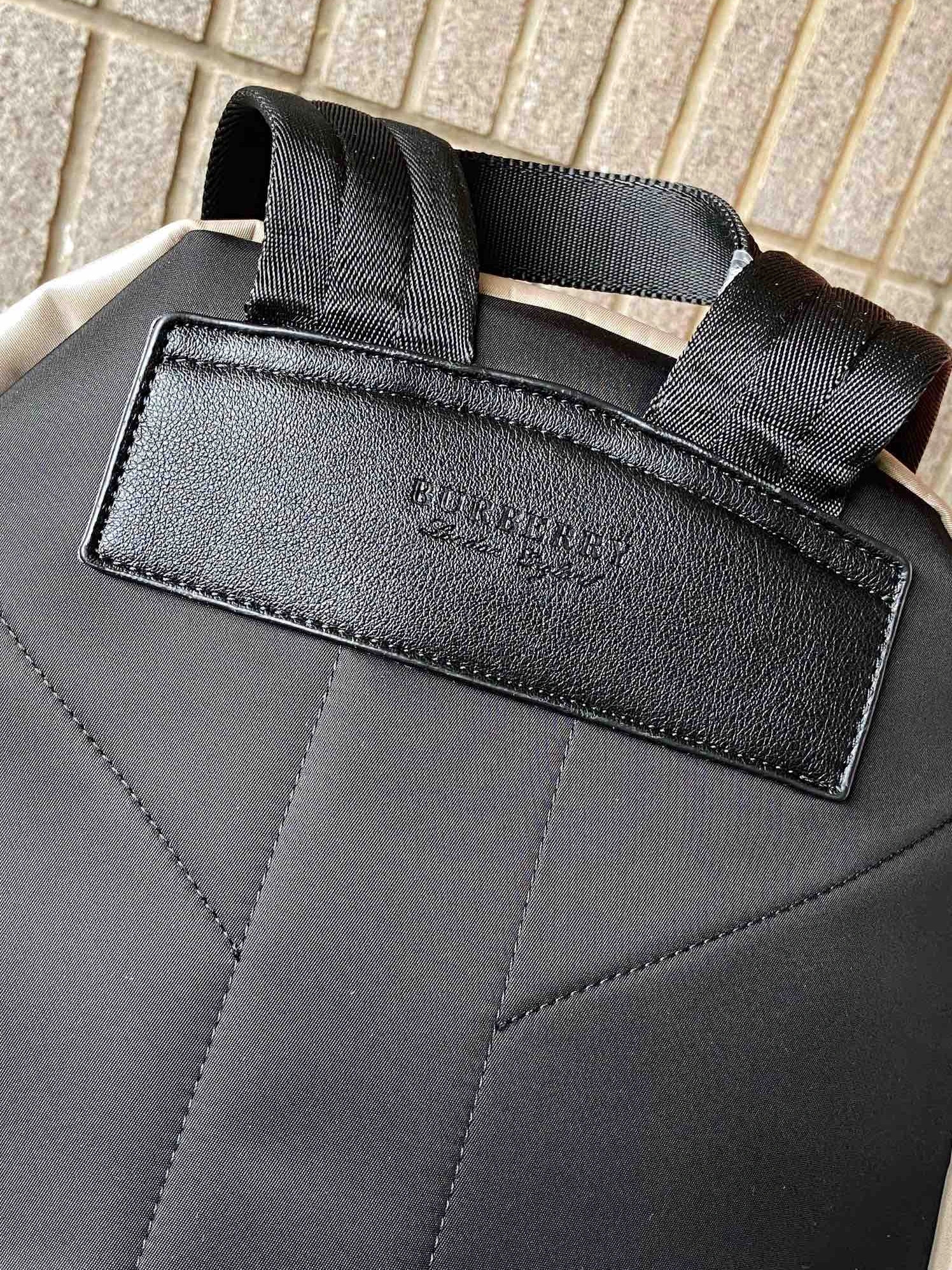 SportInspired 8703 Burberry AAA Quality Backpacks For Unisex