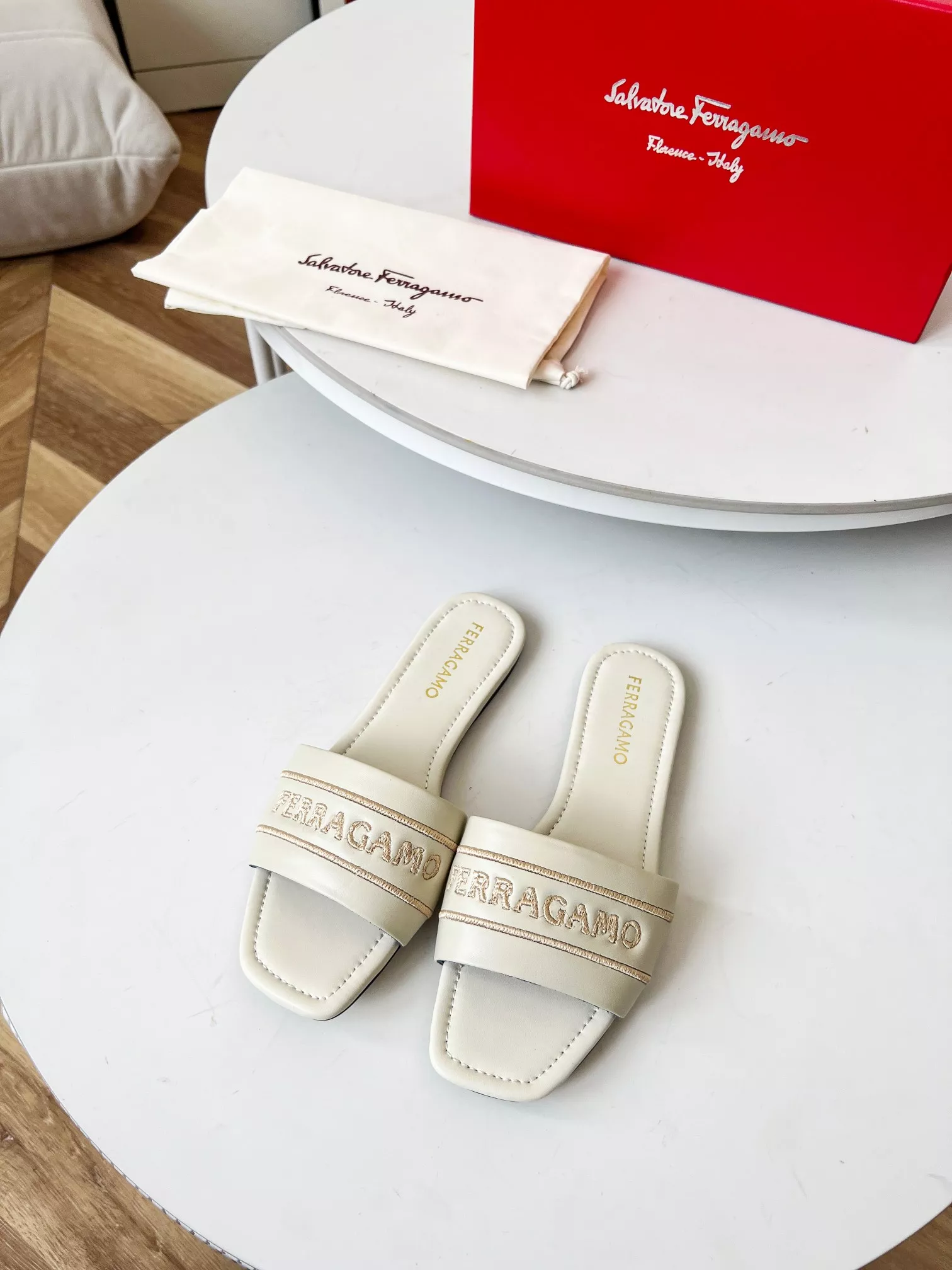 SportInspired 9167 Salvatore Ferragamo Slippers For Women