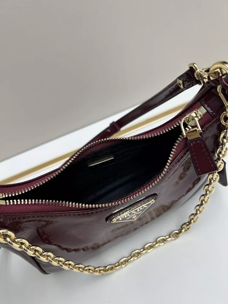 SportInspired 9217 Prada AAA Quality Shoulder Bags For Women