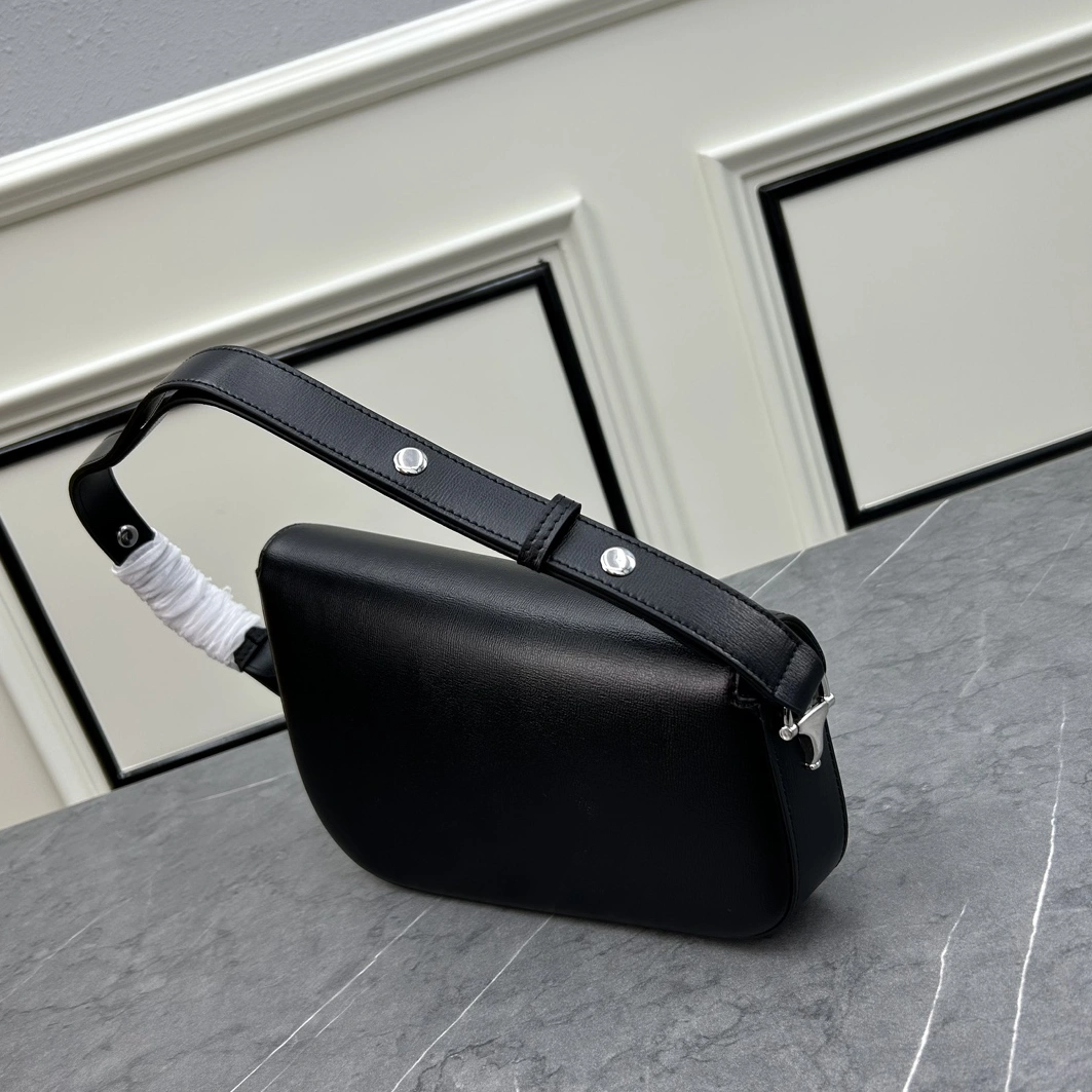 SportInspired 932 Gucci AAA Quality Shoulder Bags For Women