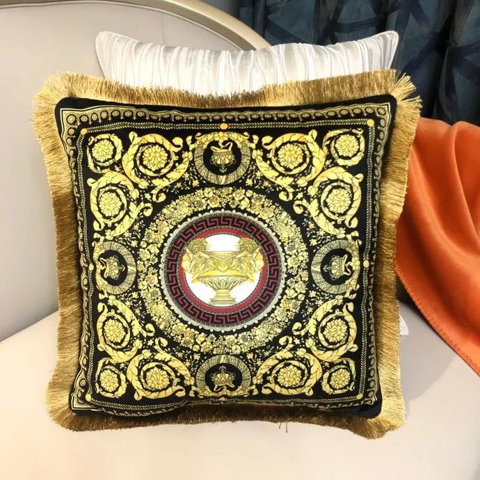SportInspired 9417 Versace Cushion