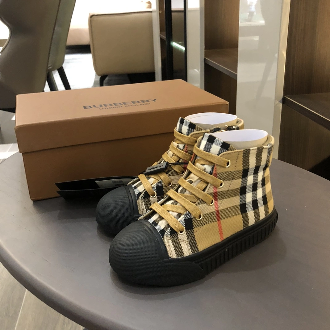 SportInspired 9539 Burberry Kids' Shoes