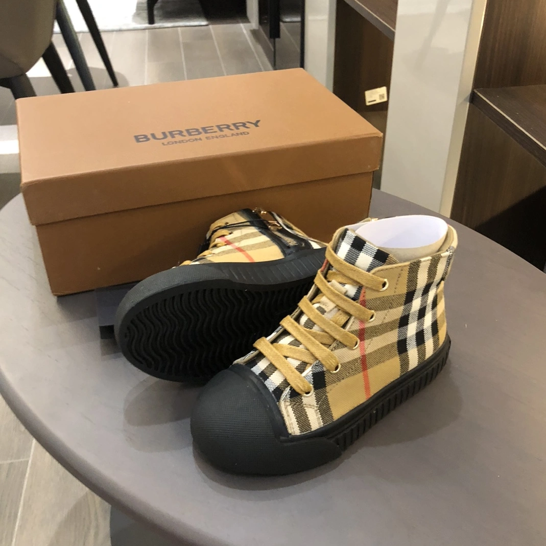 SportInspired 9539 Burberry Kids' Shoes
