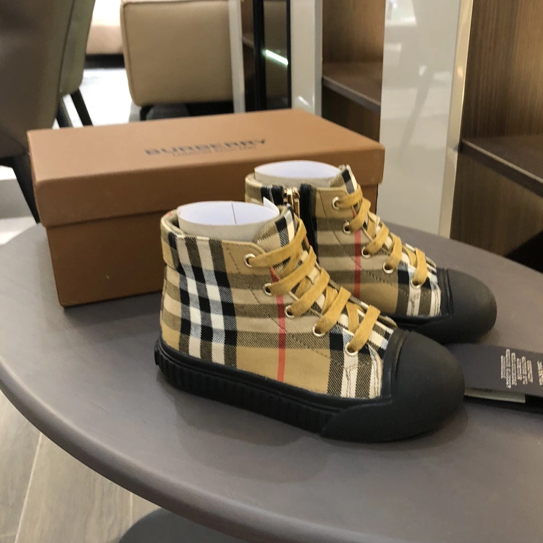 SportInspired 9539 Burberry Kids' Shoes