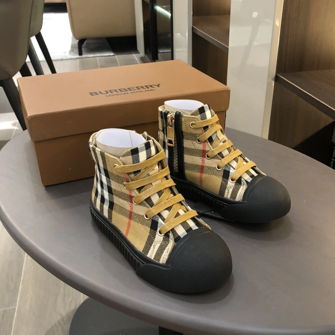 SportInspired 9539 Burberry Kids' Shoes