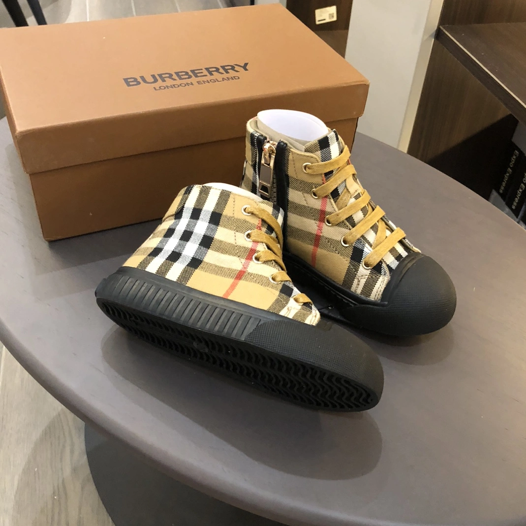 SportInspired 9539 Burberry Kids' Shoes