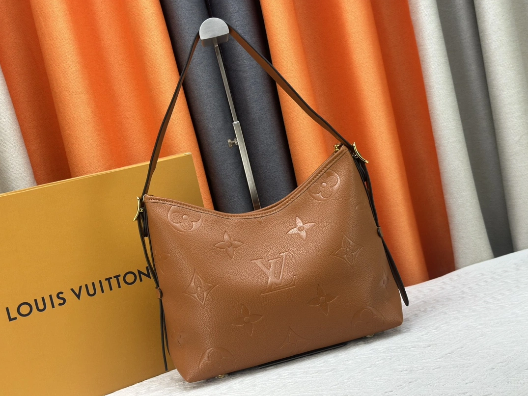 SportInspired 9550 Louis Vuitton AAA Quality Shoulder Bags For Women