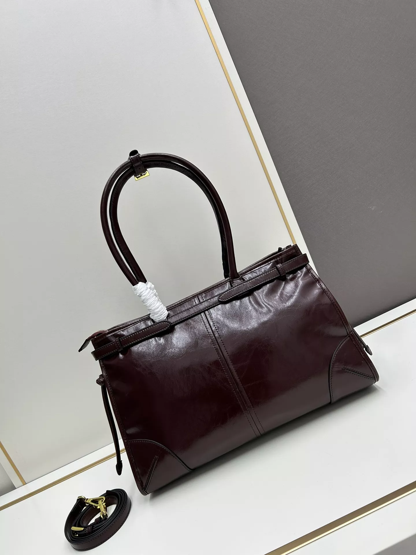 SportInspired 9622 Prada AAA Quality Handbags For Women