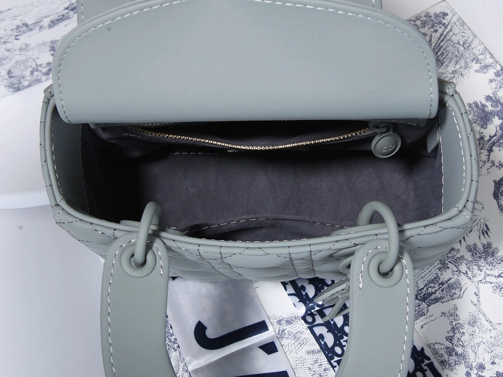 SportInspired 9660 Christian Dior AAA Quality Messenger Bags For Women