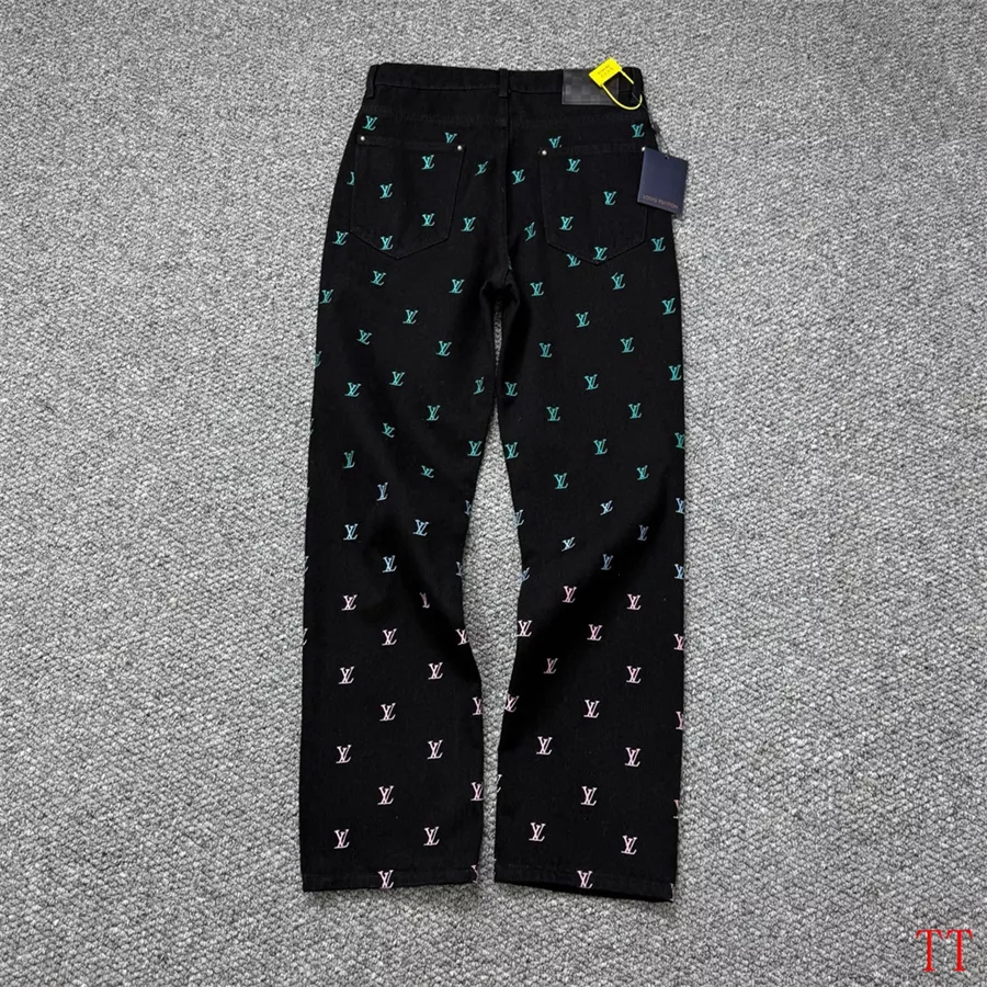 SportInspired 9931 Louis Vuitton LV Tracksuits Long Sleeved For Men