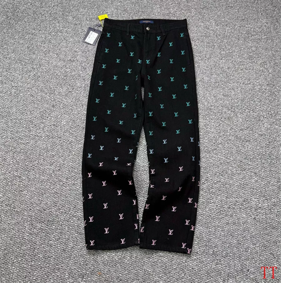 SportInspired 9931 Louis Vuitton LV Tracksuits Long Sleeved For Men