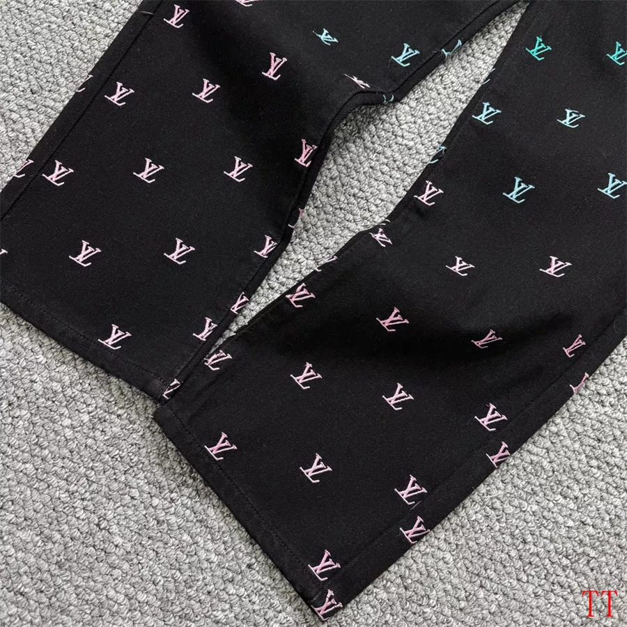 SportInspired 9931 Louis Vuitton LV Tracksuits Long Sleeved For Men
