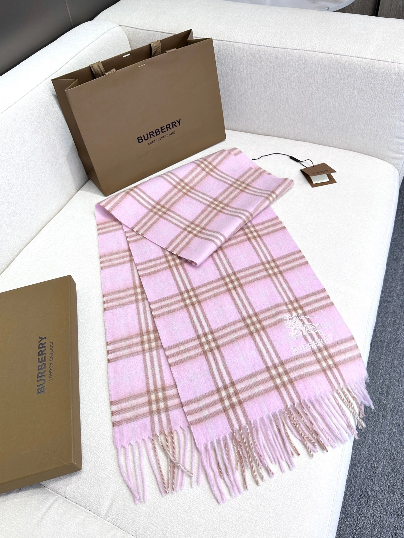 SportInspired 9937 Burberry Scarf