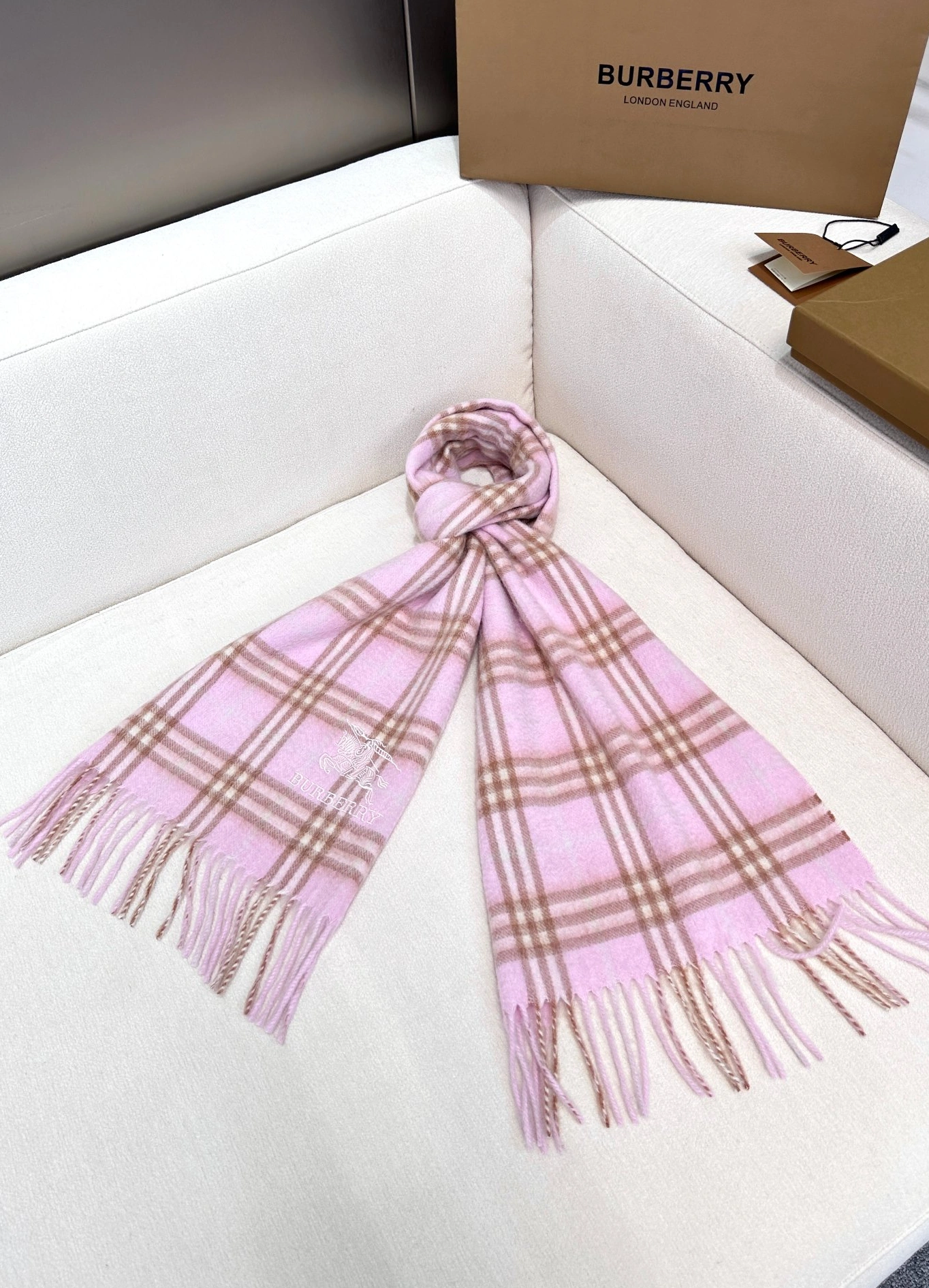 SportInspired 9937 Burberry Scarf