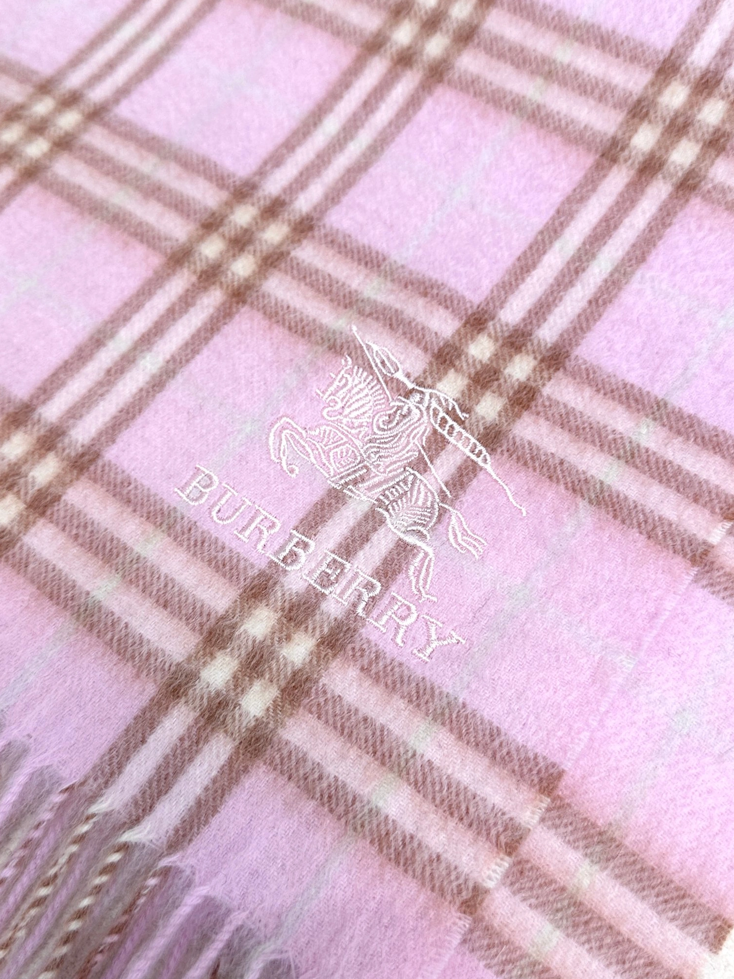 SportInspired 9937 Burberry Scarf