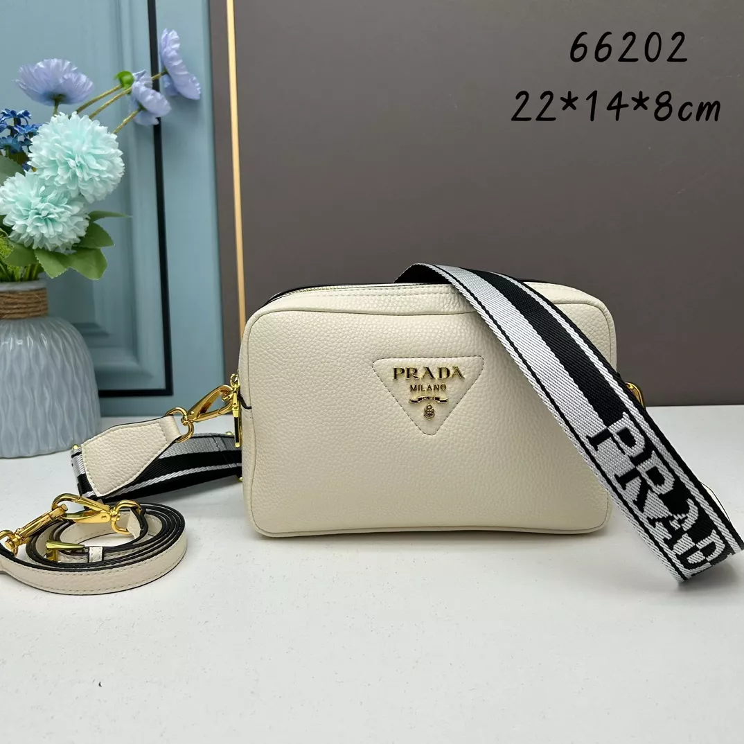 StreetReady 104 Prada AAA Quality Messenger Bags For Women