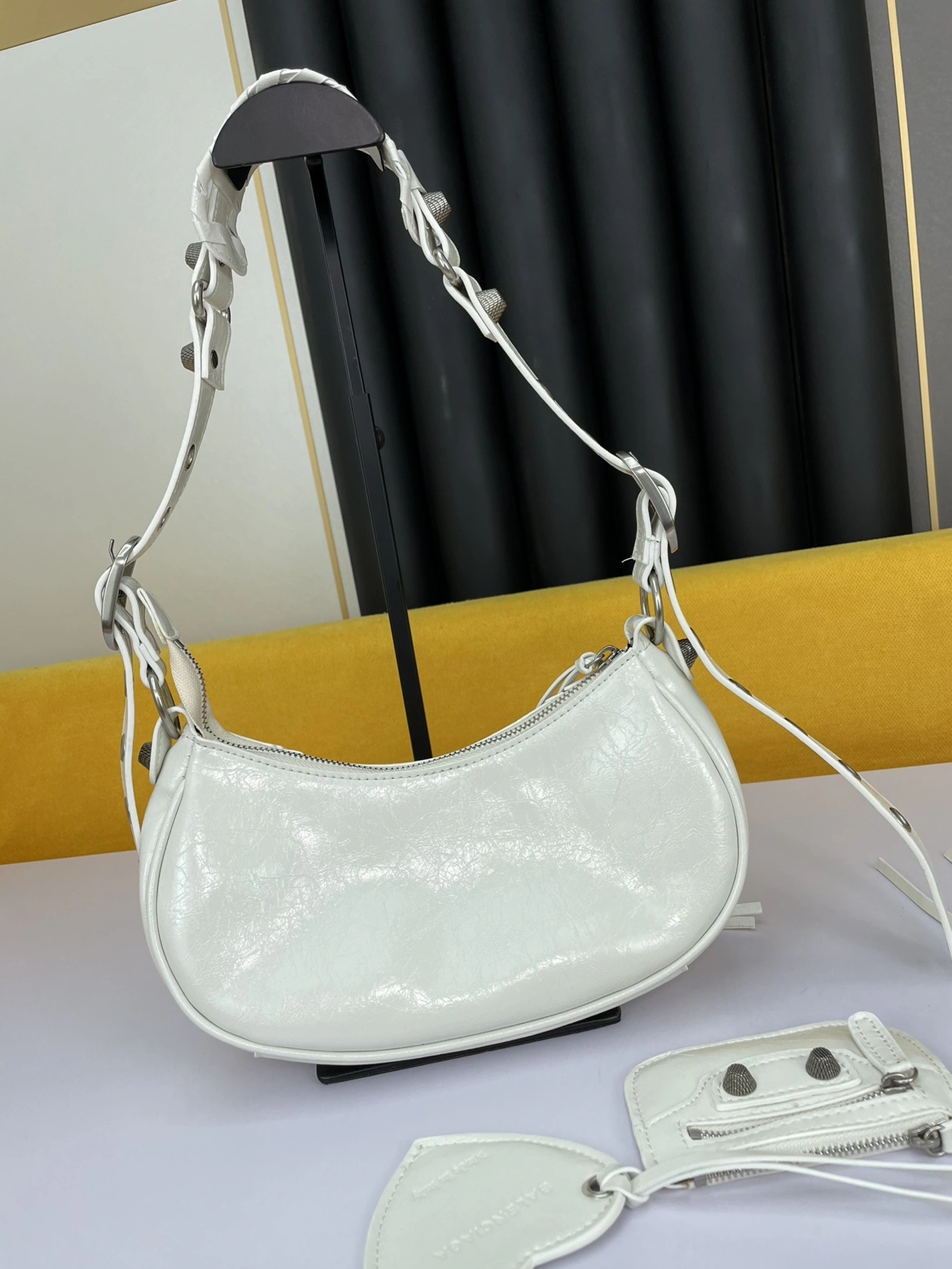 StreetReady 1059 Balenciaga AAA Quality Shoulder Bags For Women