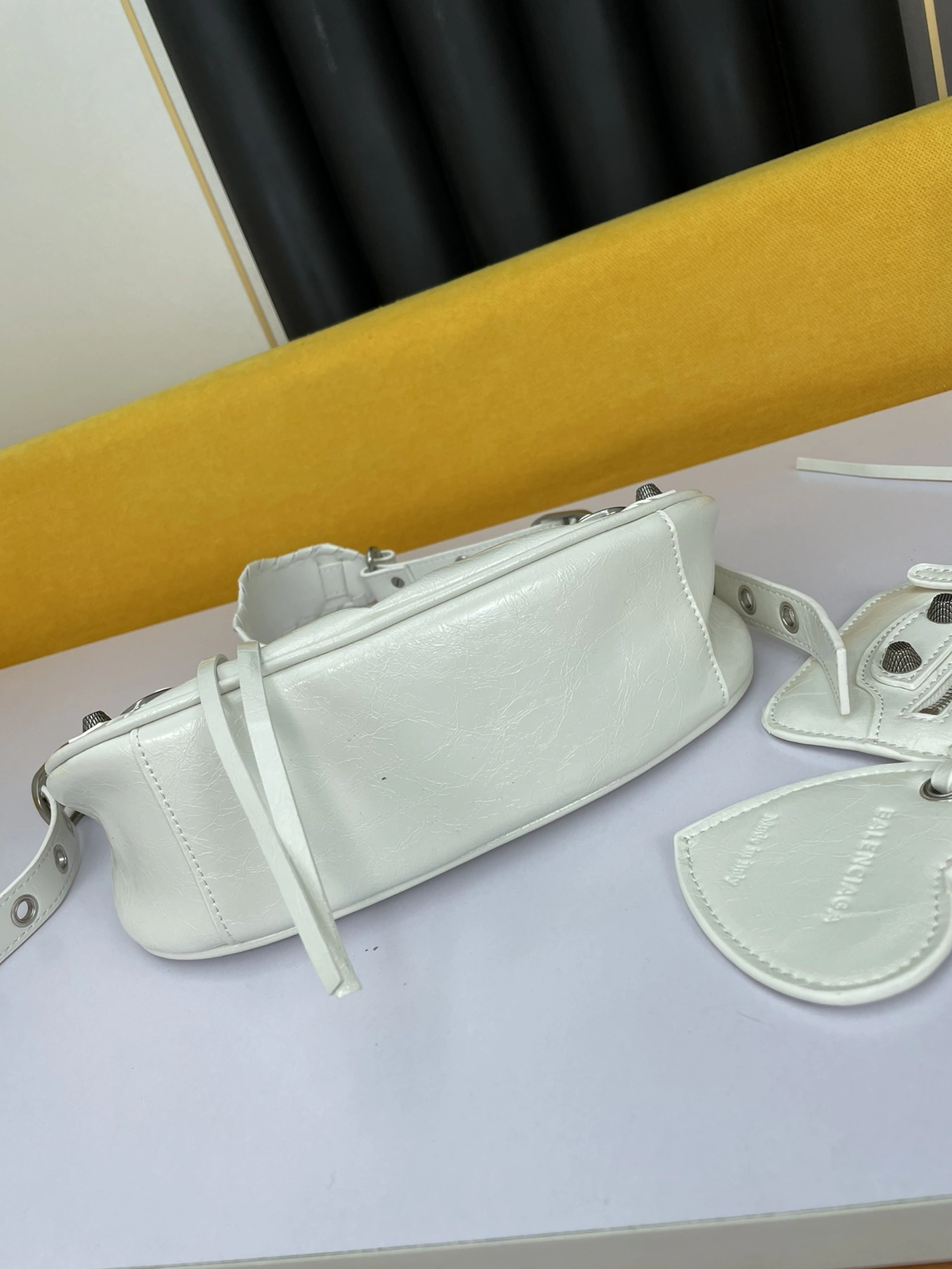 StreetReady 1059 Balenciaga AAA Quality Shoulder Bags For Women