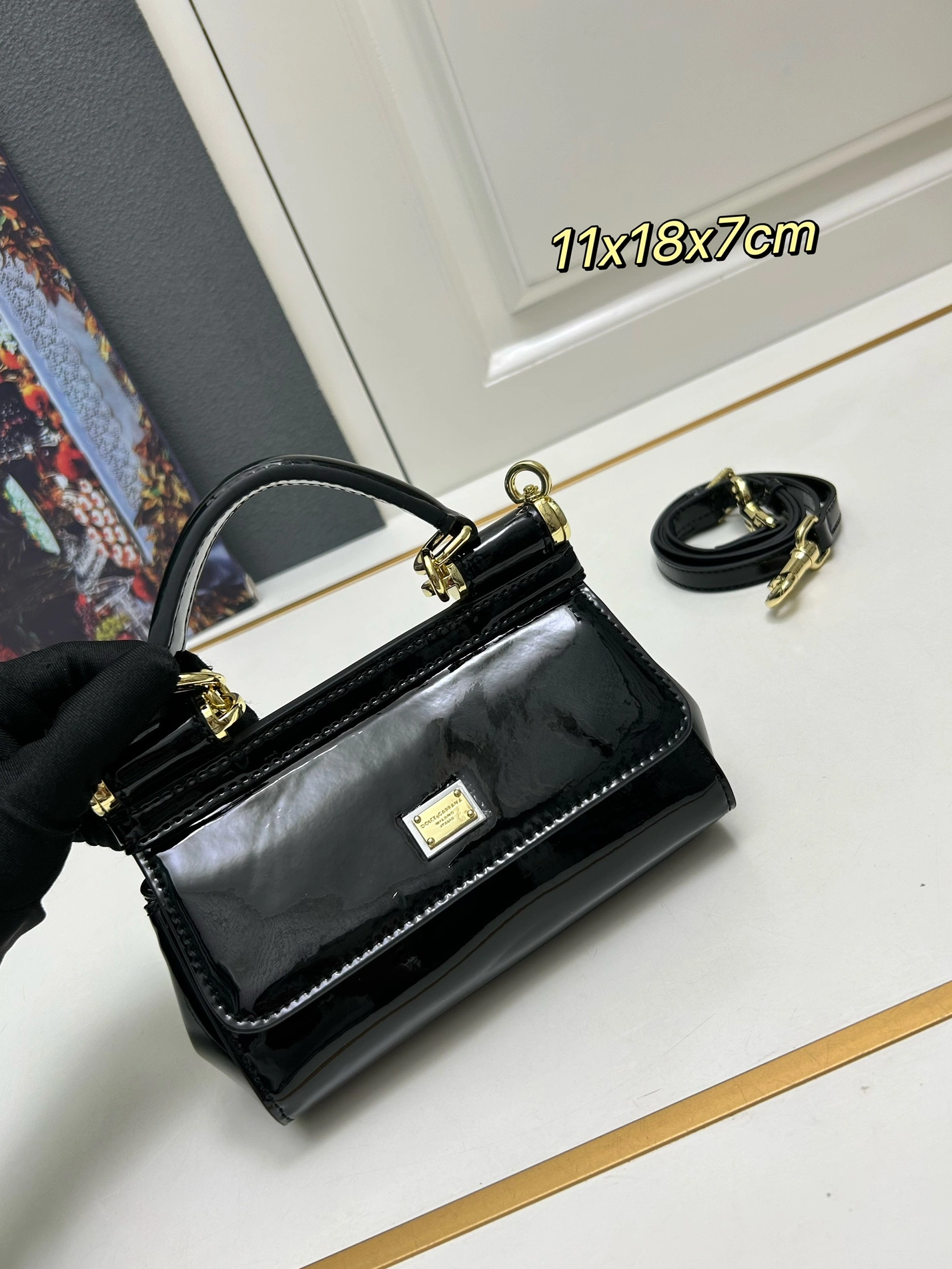 StreetReady 106 Dolce & Gabbana AAA Quality Handbags For Women