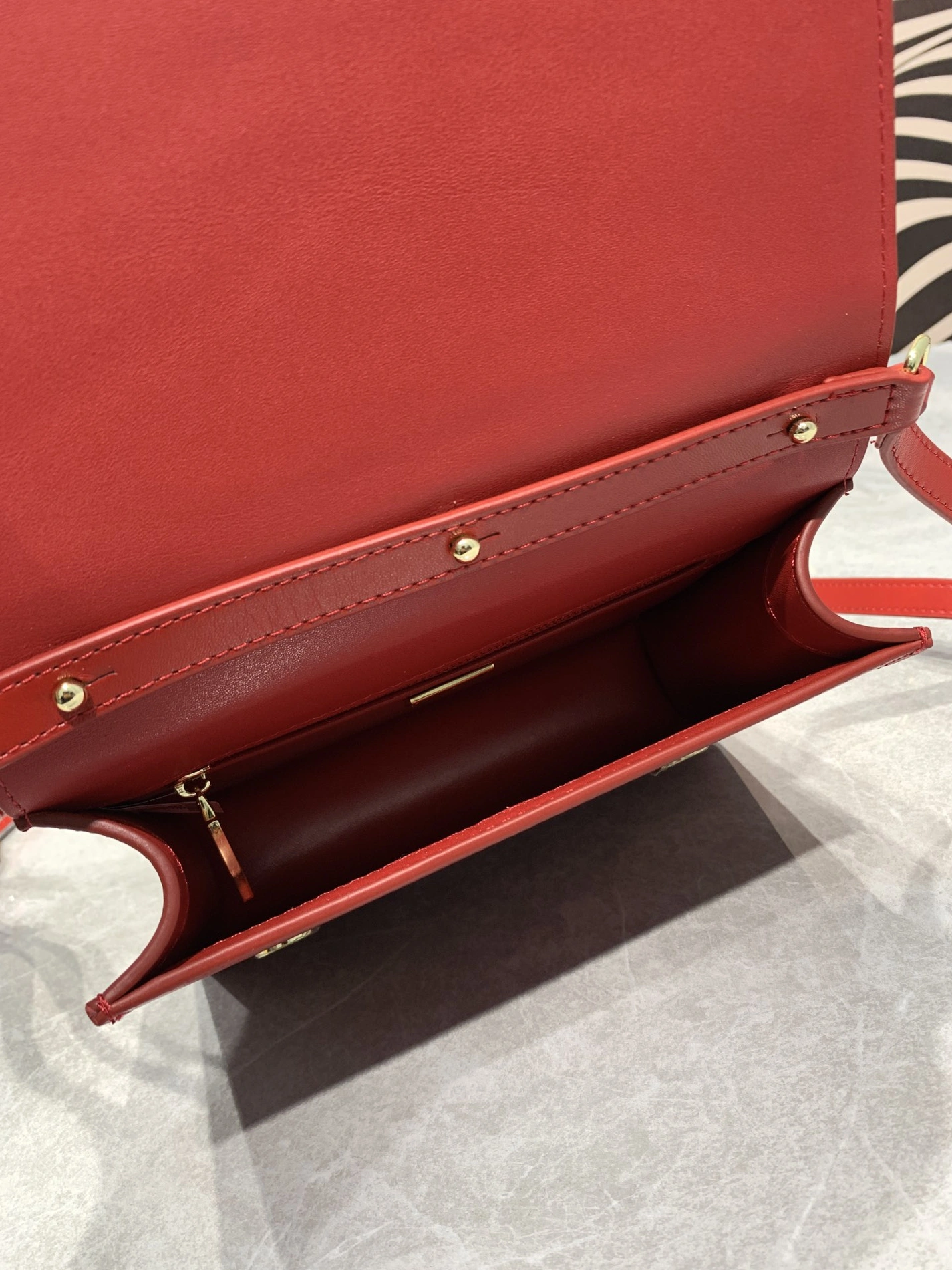 StreetReady 1205 Dolce & Gabbana D&G AAA Quality Messenger Bags For Women