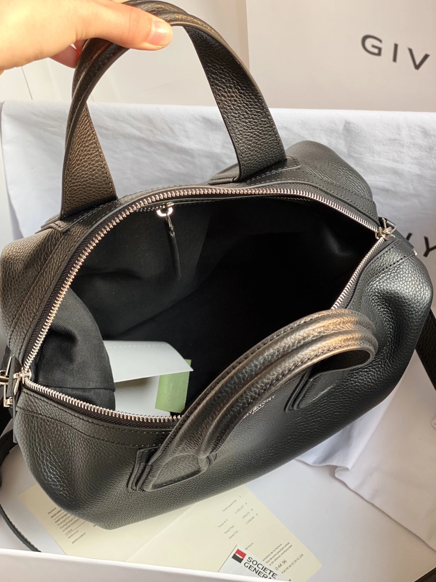 StreetReady 145 Givenchy AAA Quality Handbags For Women