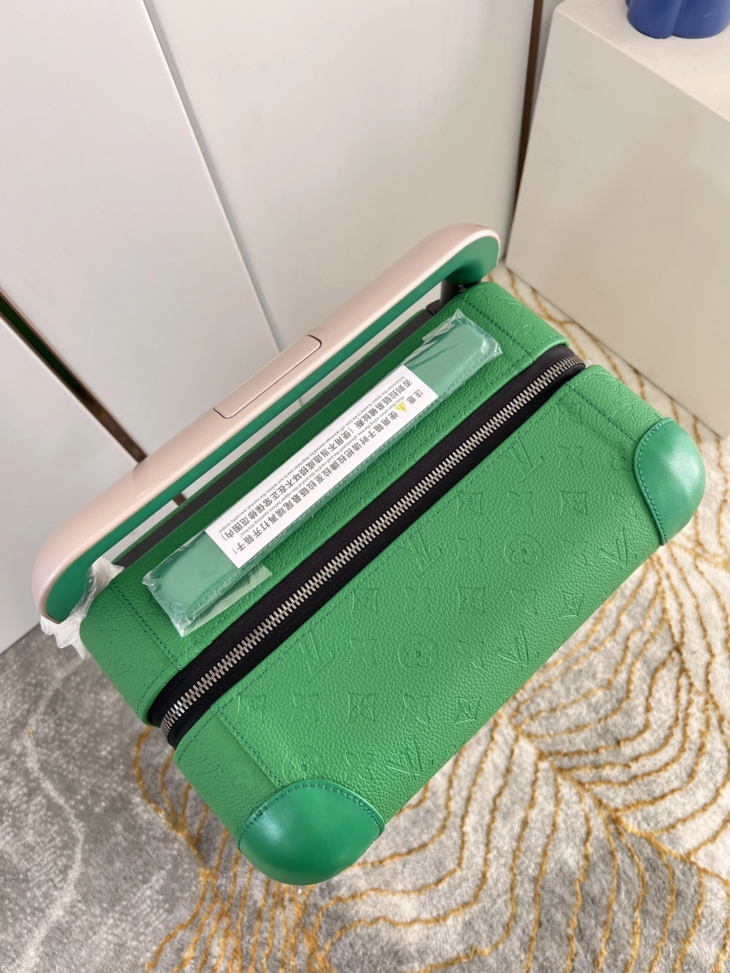 StreetReady 1543 Louis Vuitton Luggage