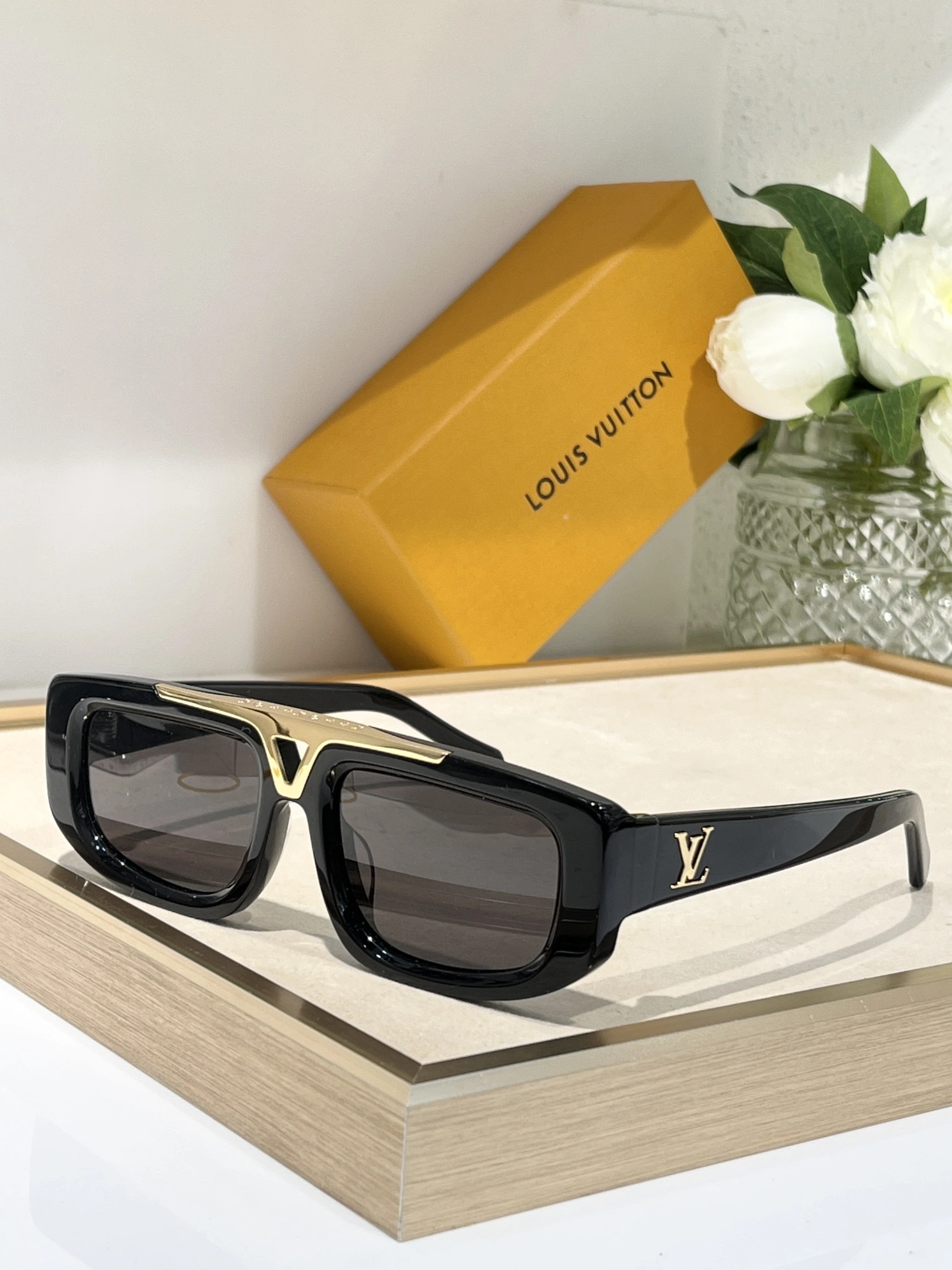 StreetReady 1648 Louis Vuitton AAA Quality Sunglasses