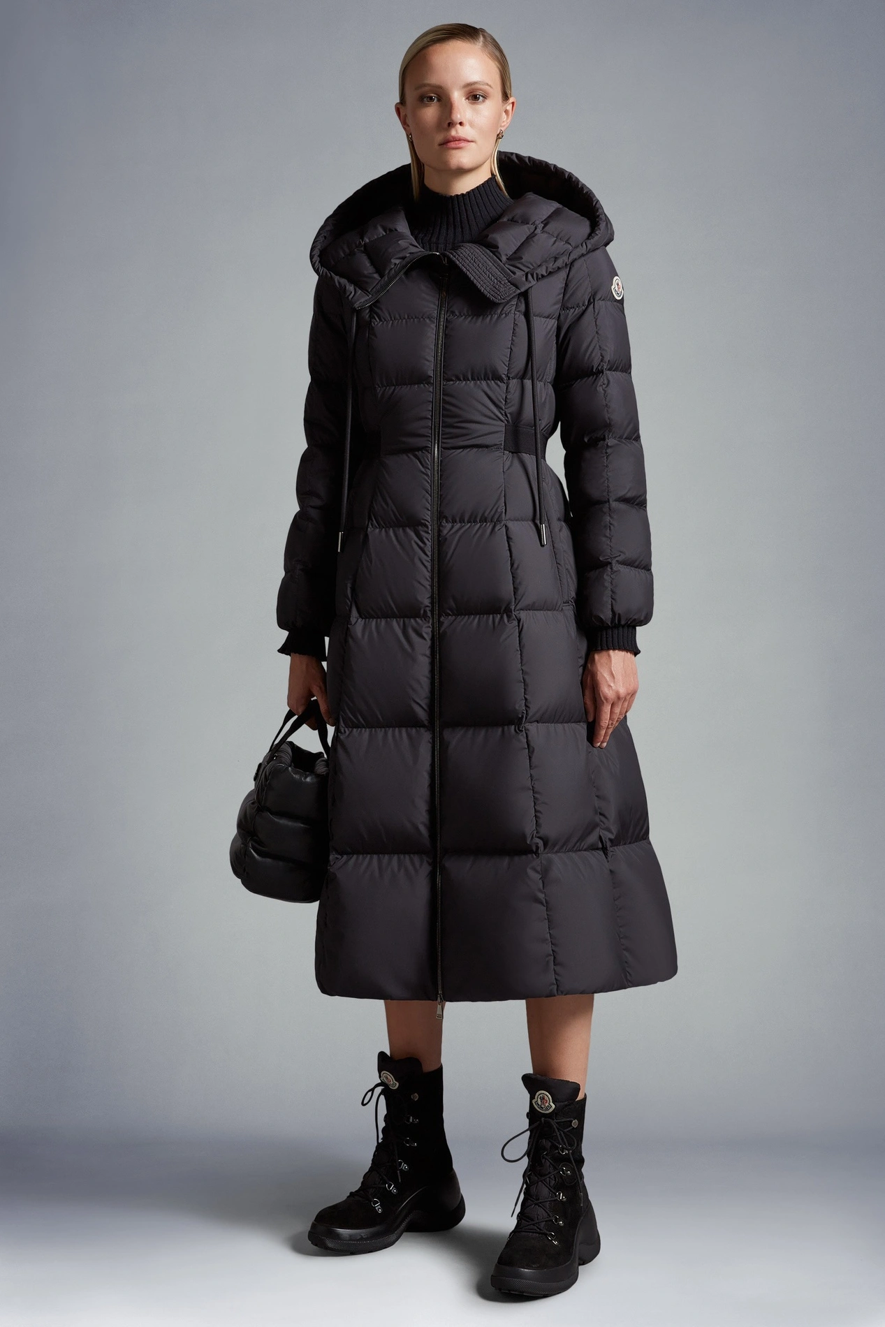 StreetReady 1686 Moncler Down Feather Coat Long Sleeved For Women
