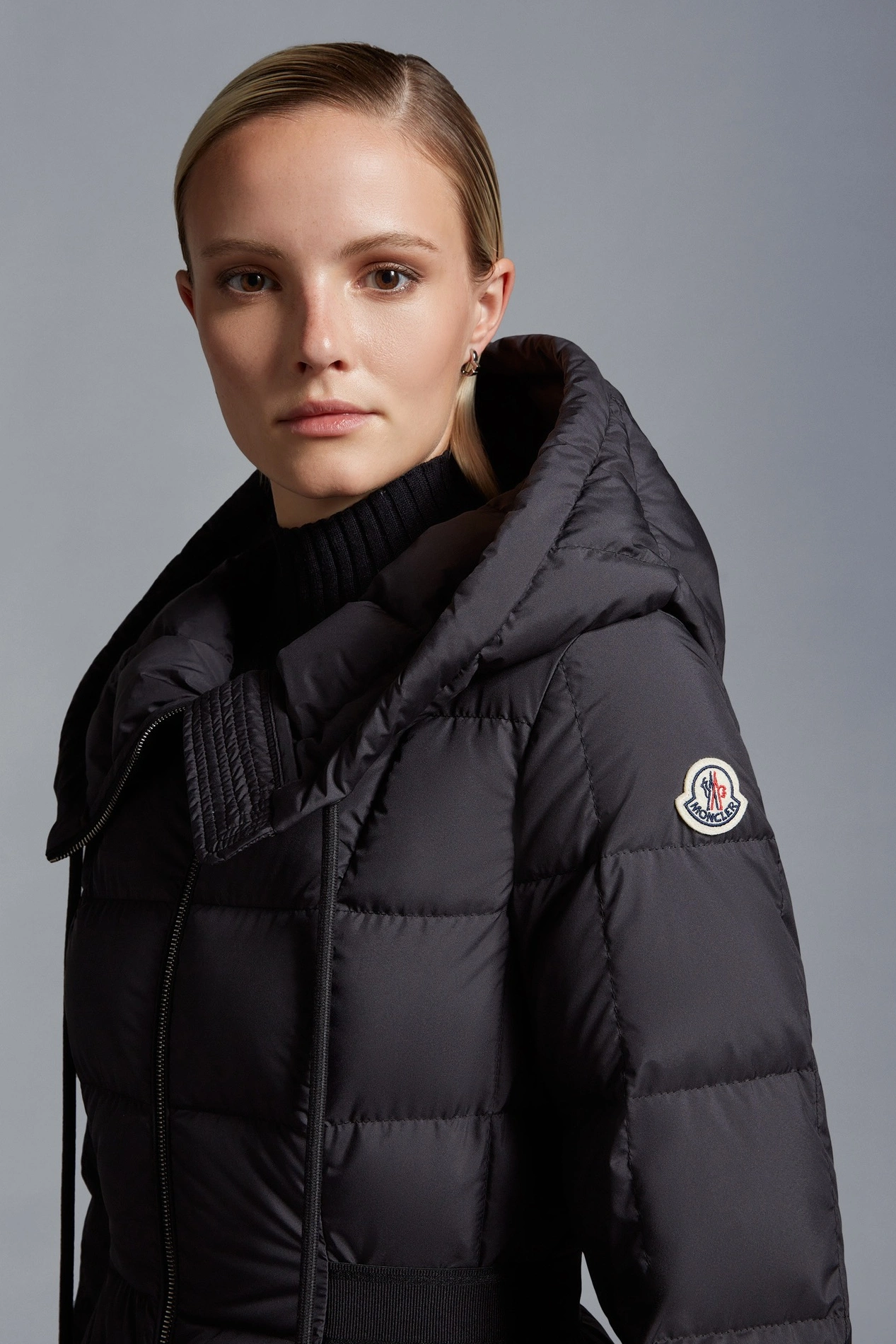 StreetReady 1686 Moncler Down Feather Coat Long Sleeved For Women