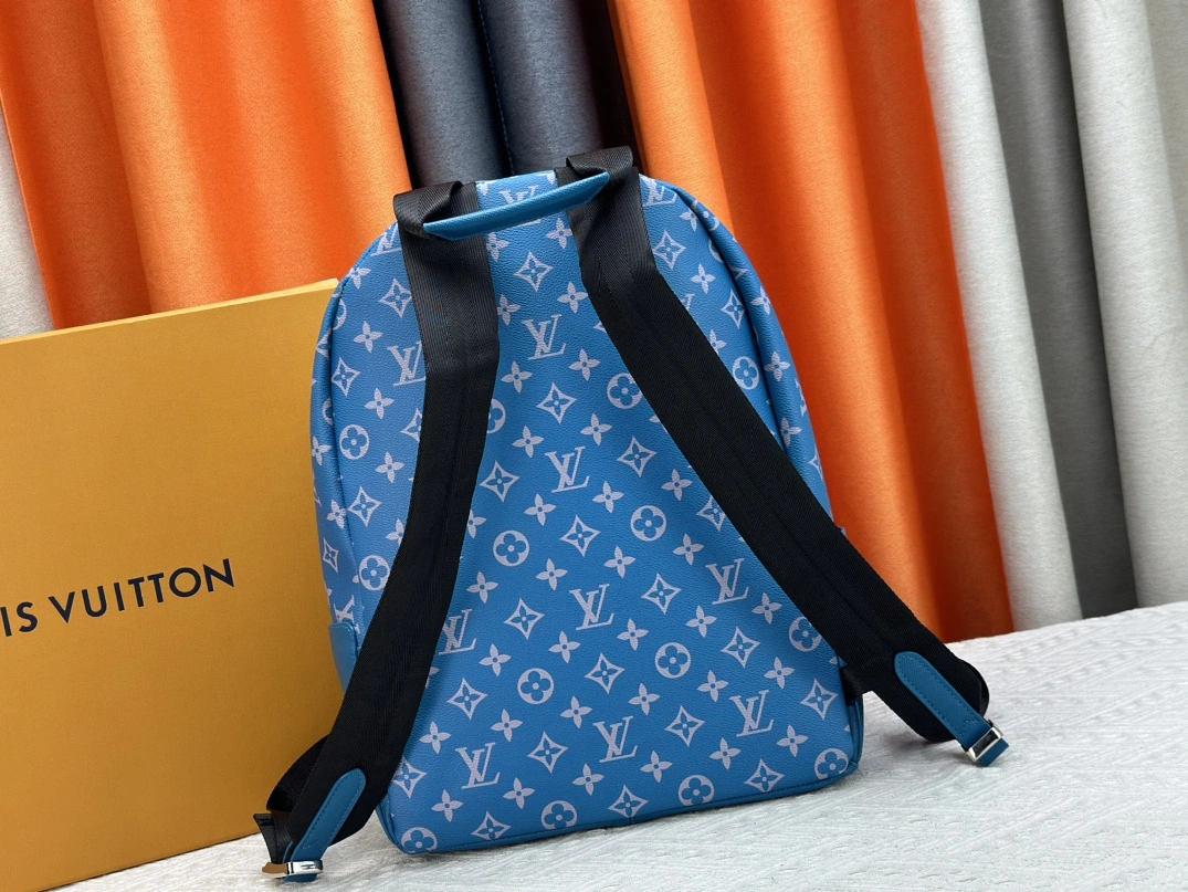 StreetReady 1700 Louis Vuitton AAA Quality Backpacks For Unisex