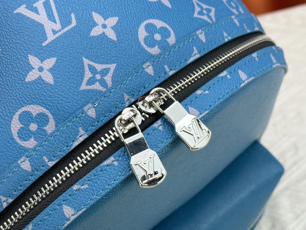 StreetReady 1700 Louis Vuitton AAA Quality Backpacks For Unisex