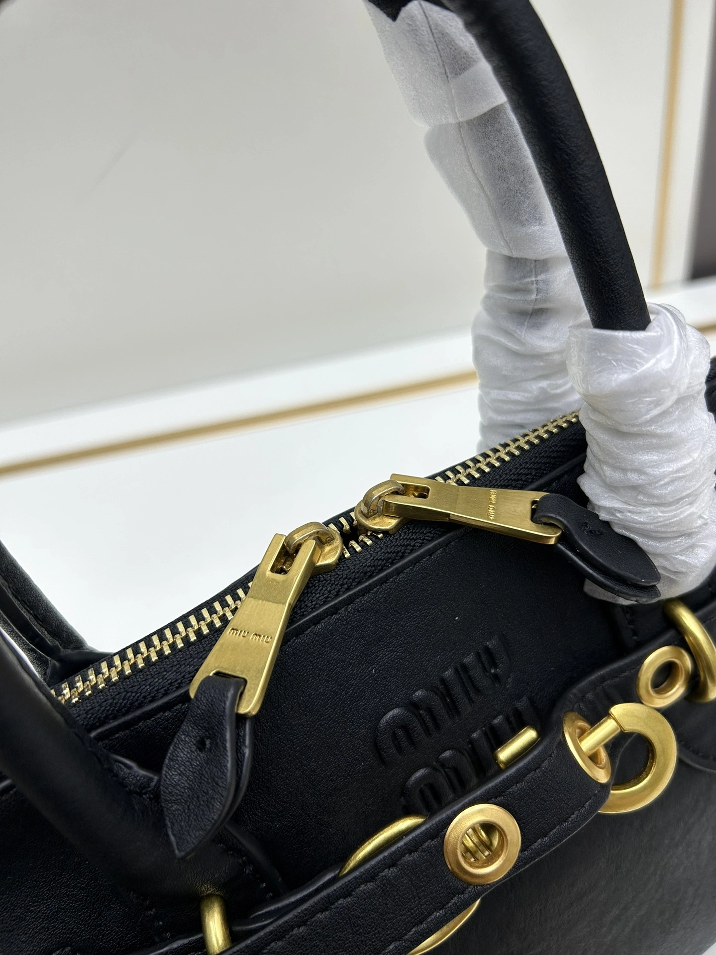 StreetReady 2099 MIU MIU AAA Quality Handbags For Women