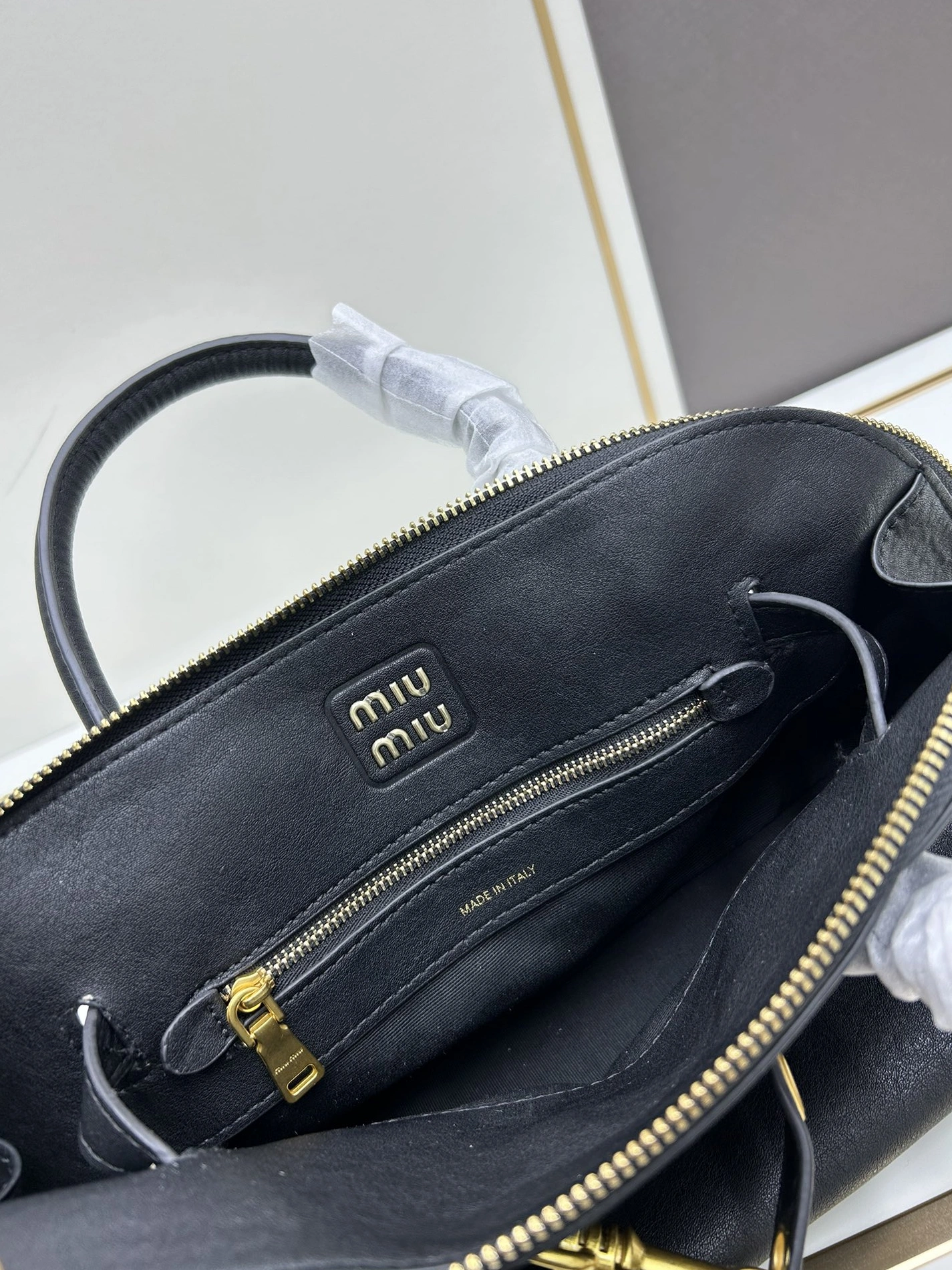 StreetReady 2099 MIU MIU AAA Quality Handbags For Women