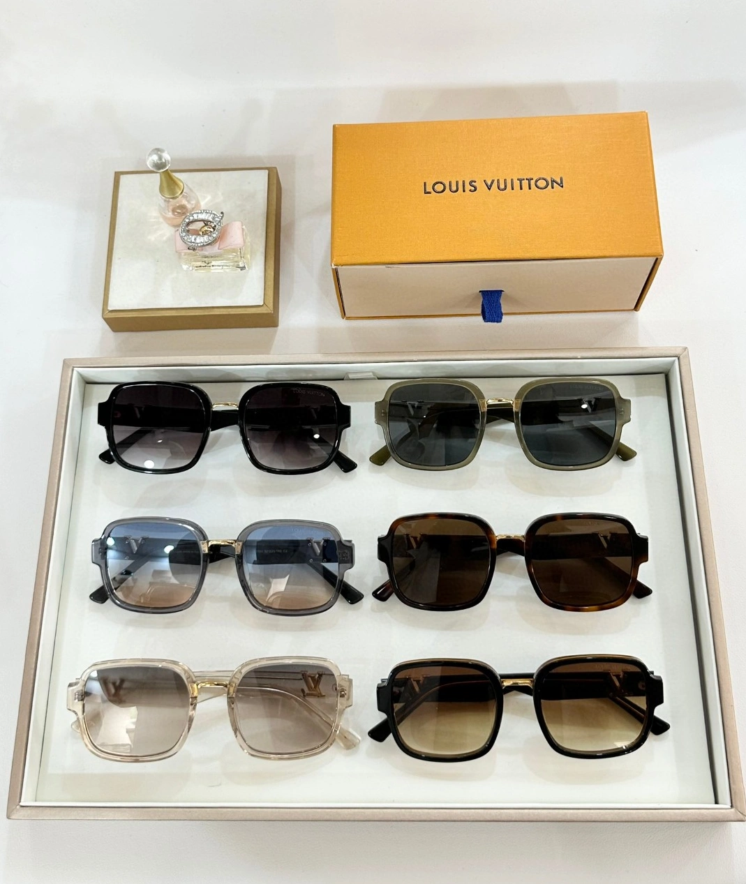 StreetReady 2183 Louis Vuitton AAA Quality Sunglasses