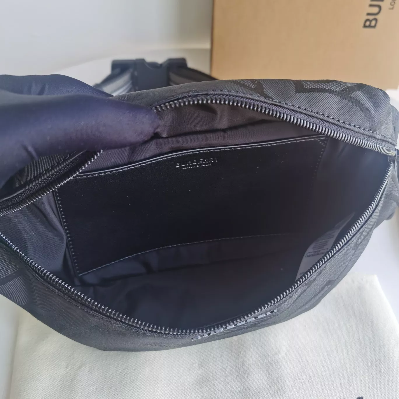 StreetReady 2533 Burberry AAA Quality Belt Bags For Unisex