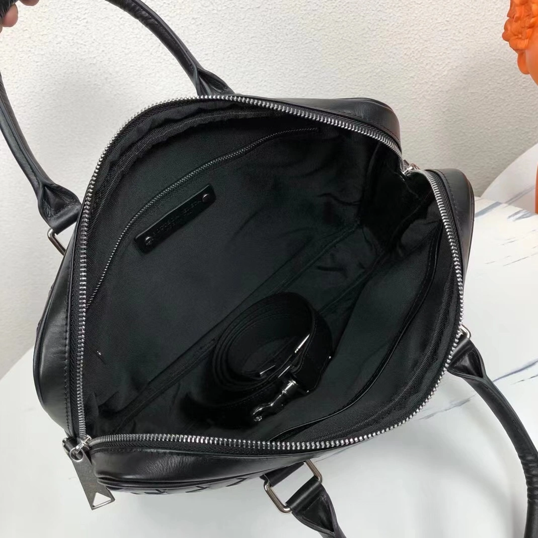 StreetReady 2759 Bottega Veneta AAA Man Handbags