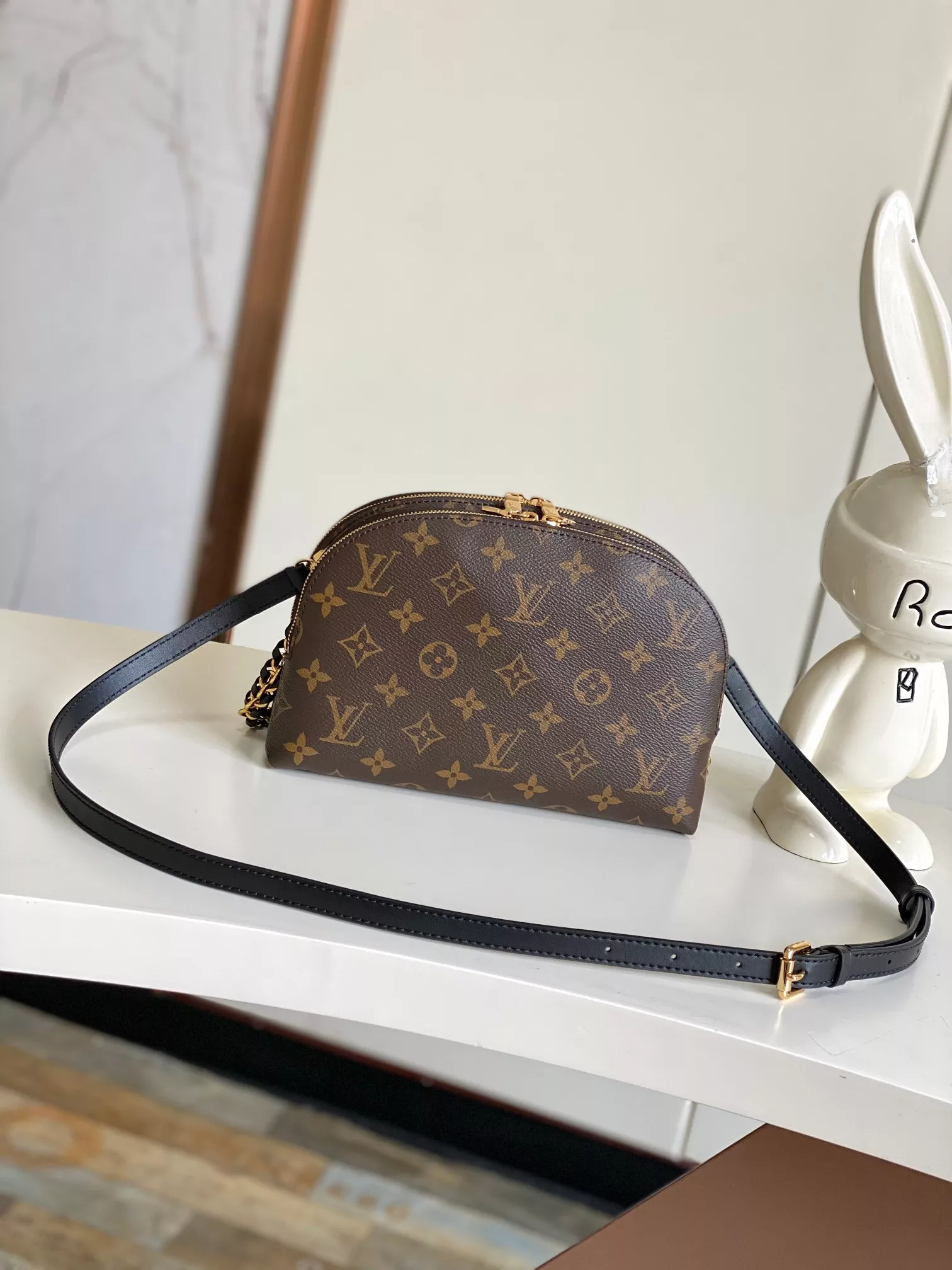 StreetReady 3126 Louis Vuitton AAA Quality Messenger Bags For Women