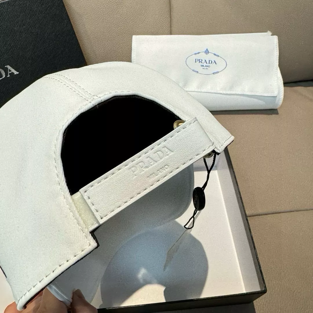 StreetReady 333 Prada Caps