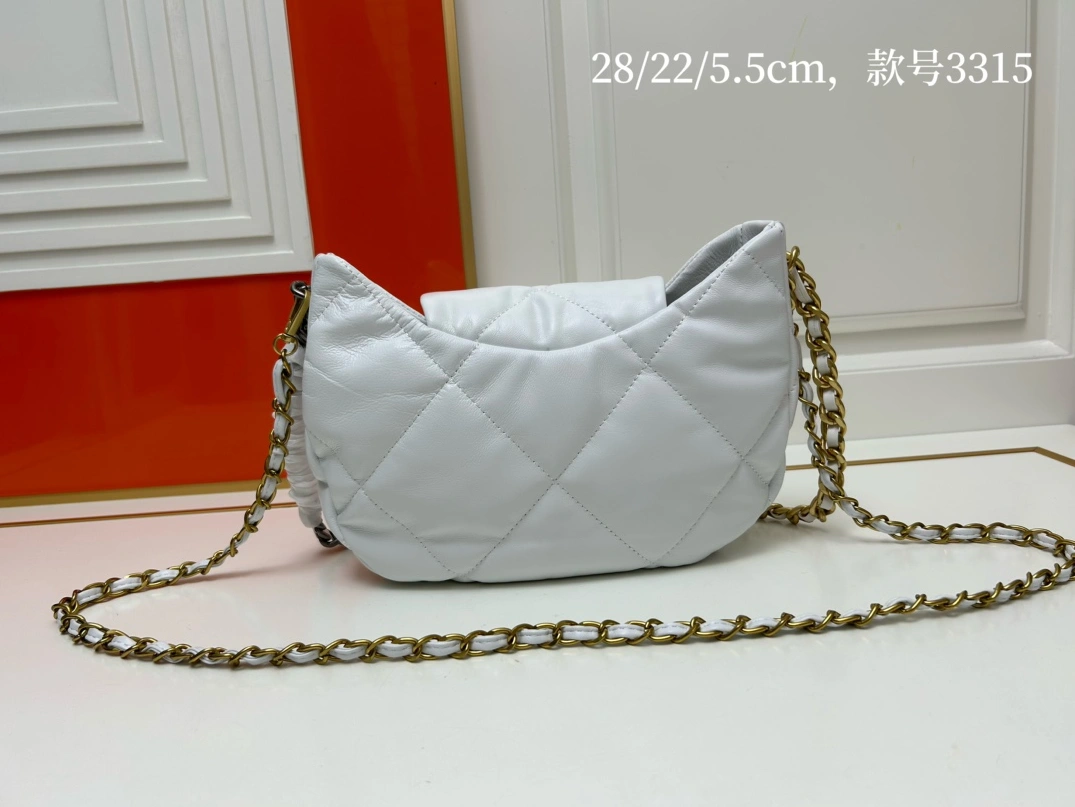 StreetReady 3671 Chanel AAA Quality Shoulder Bags For Women
