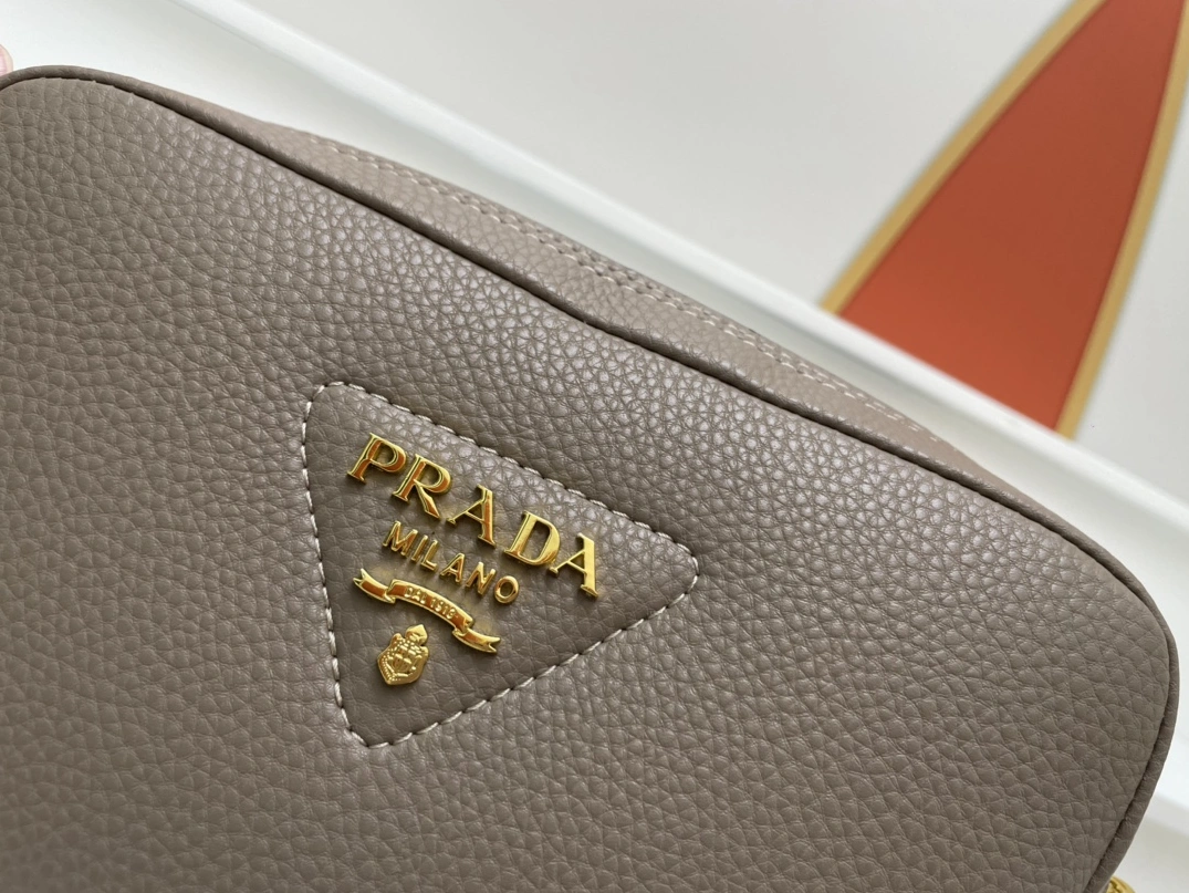 StreetReady 3675 Prada AAA Quality Messenger Bags For Women