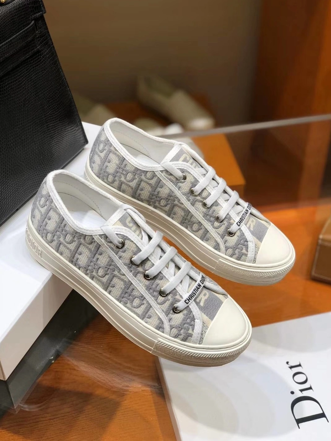 StreetReady 3911 Christian Dior Casual Shoes For Women
