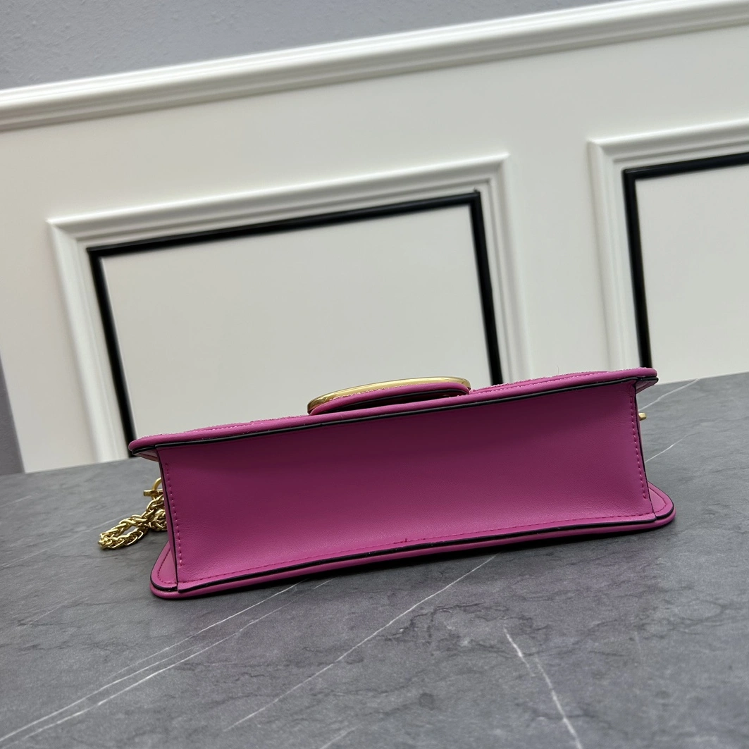 StreetReady 3982 Valentino AAA Quality Messenger Bags For Women