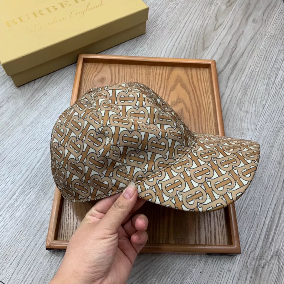 StreetReady 4246 Burberry Caps