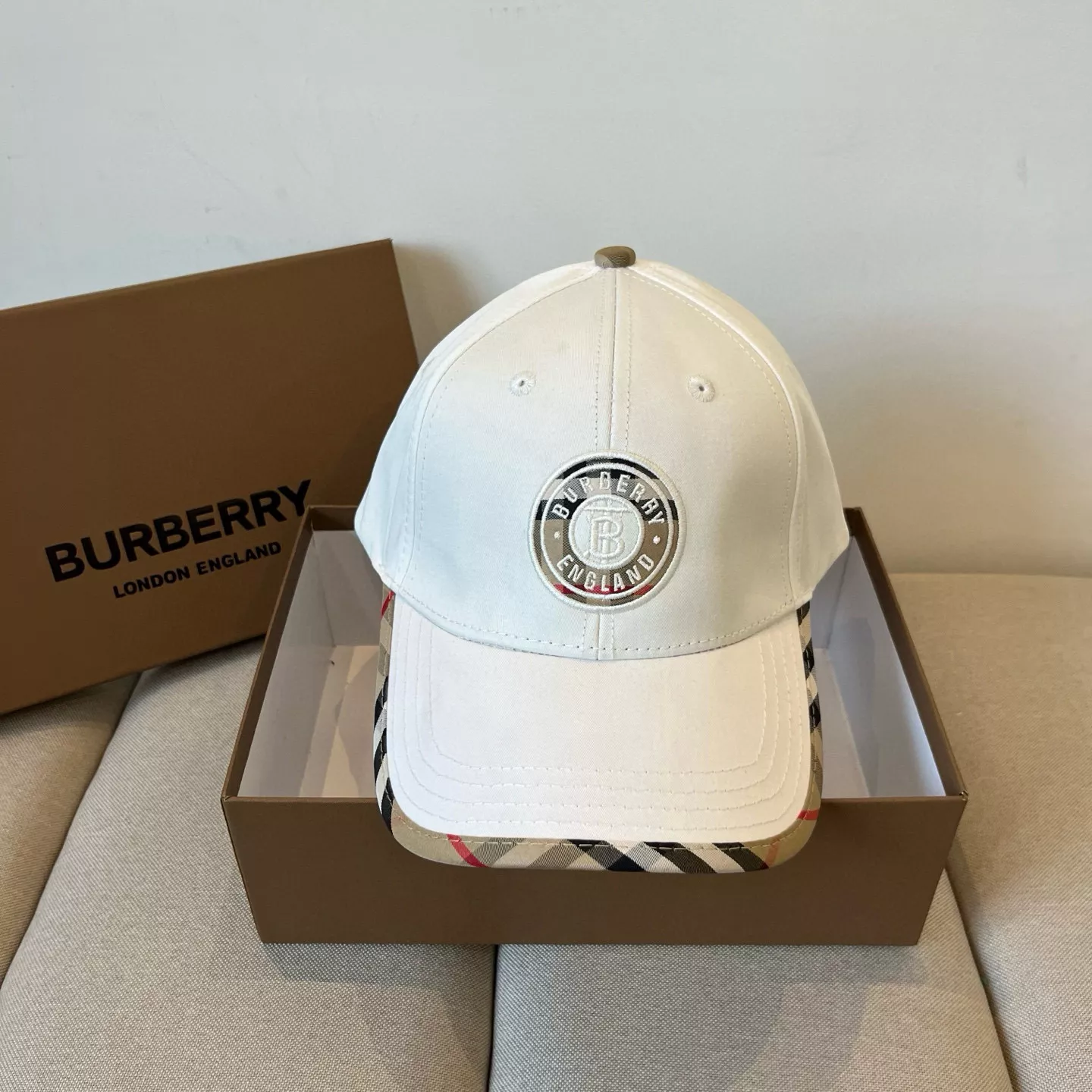 StreetReady 4301 Burberry Caps