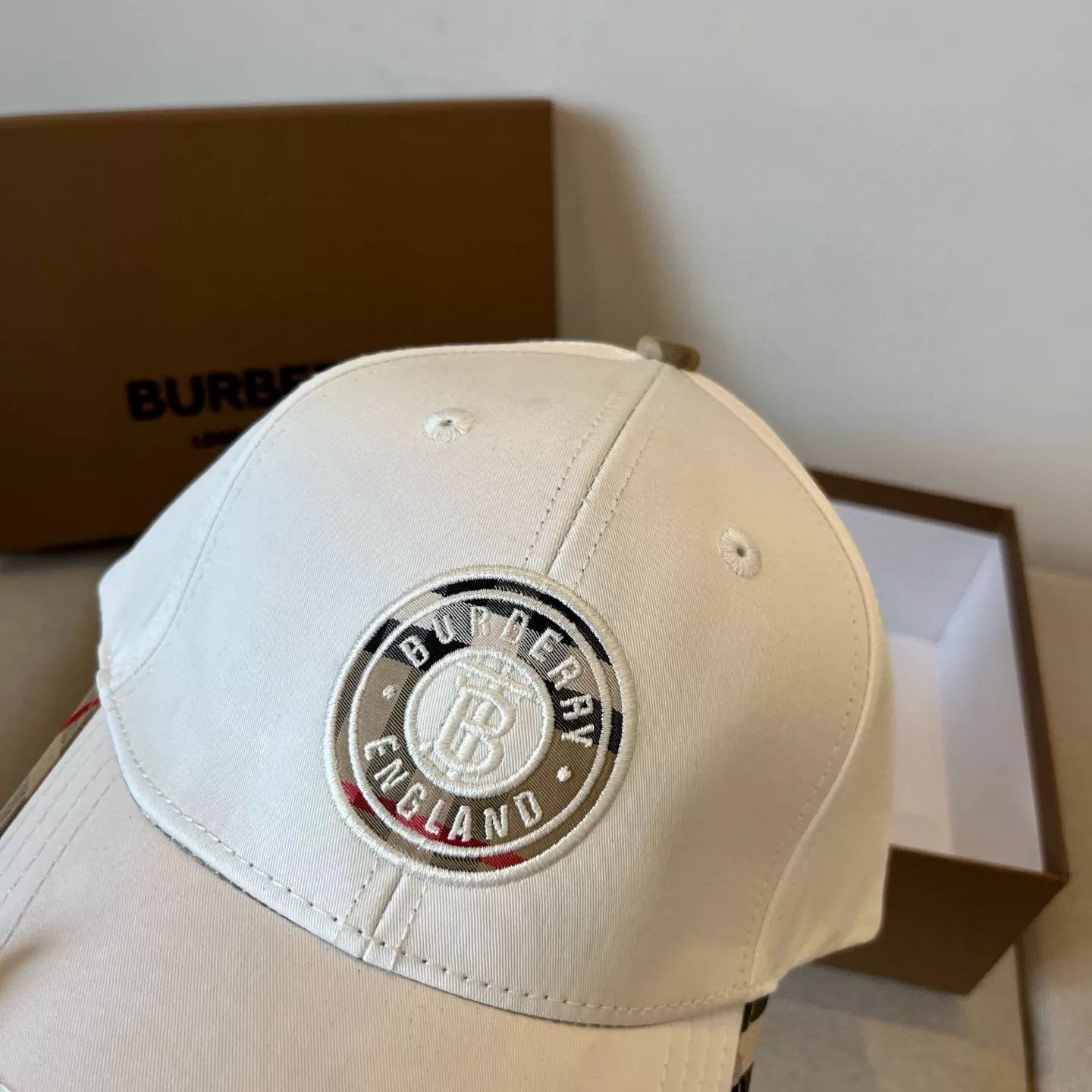 StreetReady 4301 Burberry Caps