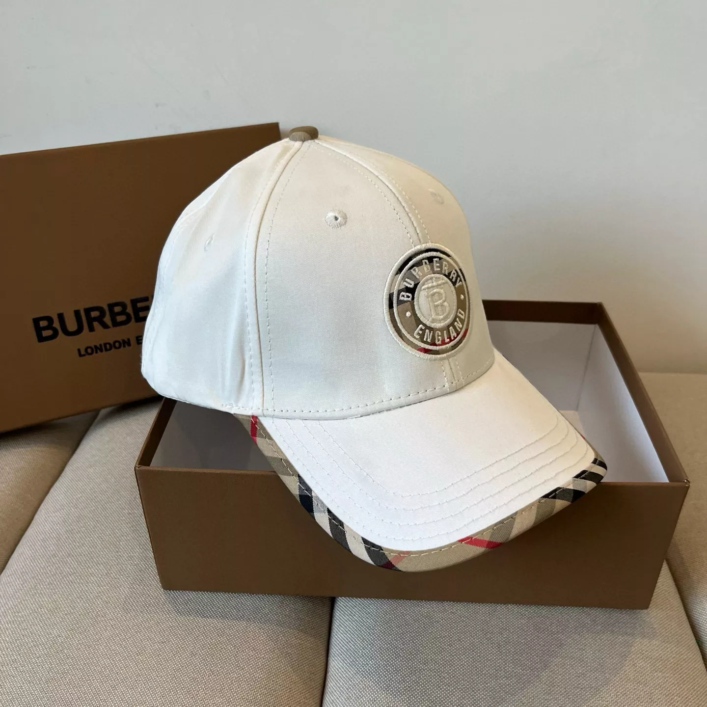 StreetReady 4301 Burberry Caps