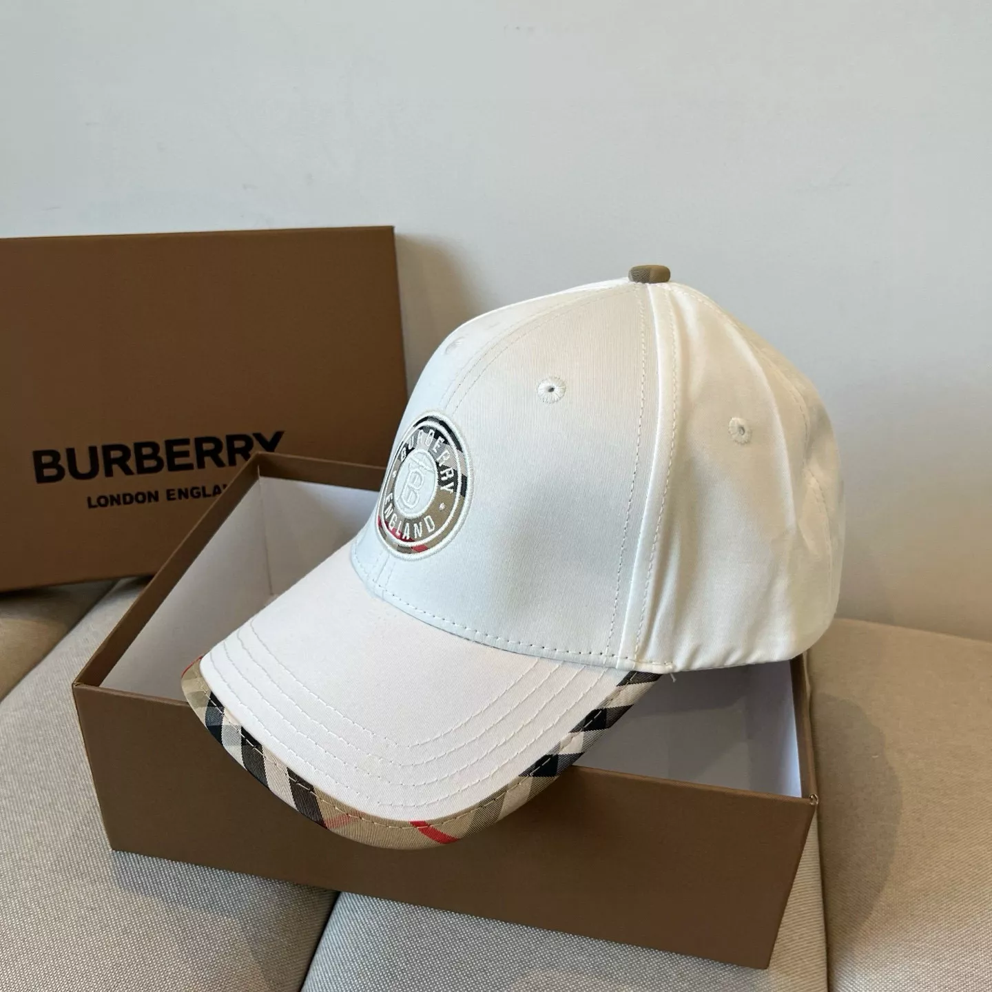 StreetReady 4301 Burberry Caps