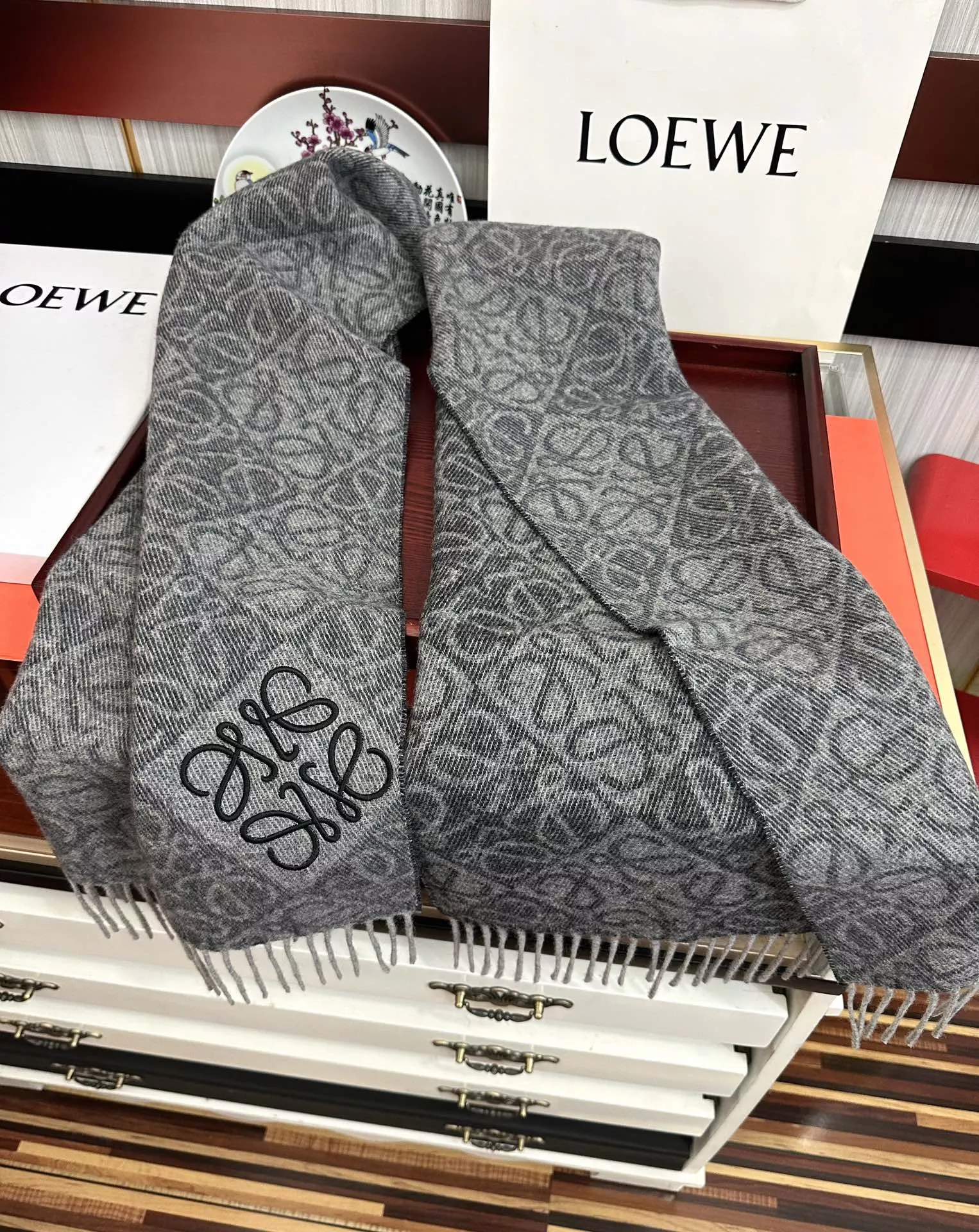 StreetReady 4386 LOEWE Scarf For Unisex