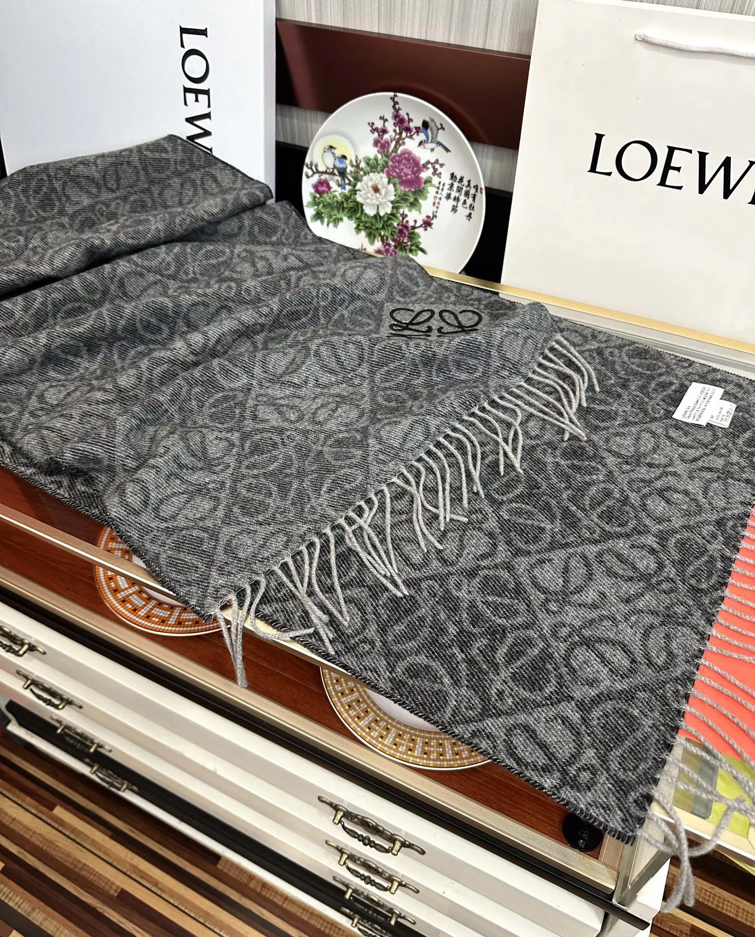 StreetReady 4386 LOEWE Scarf For Unisex